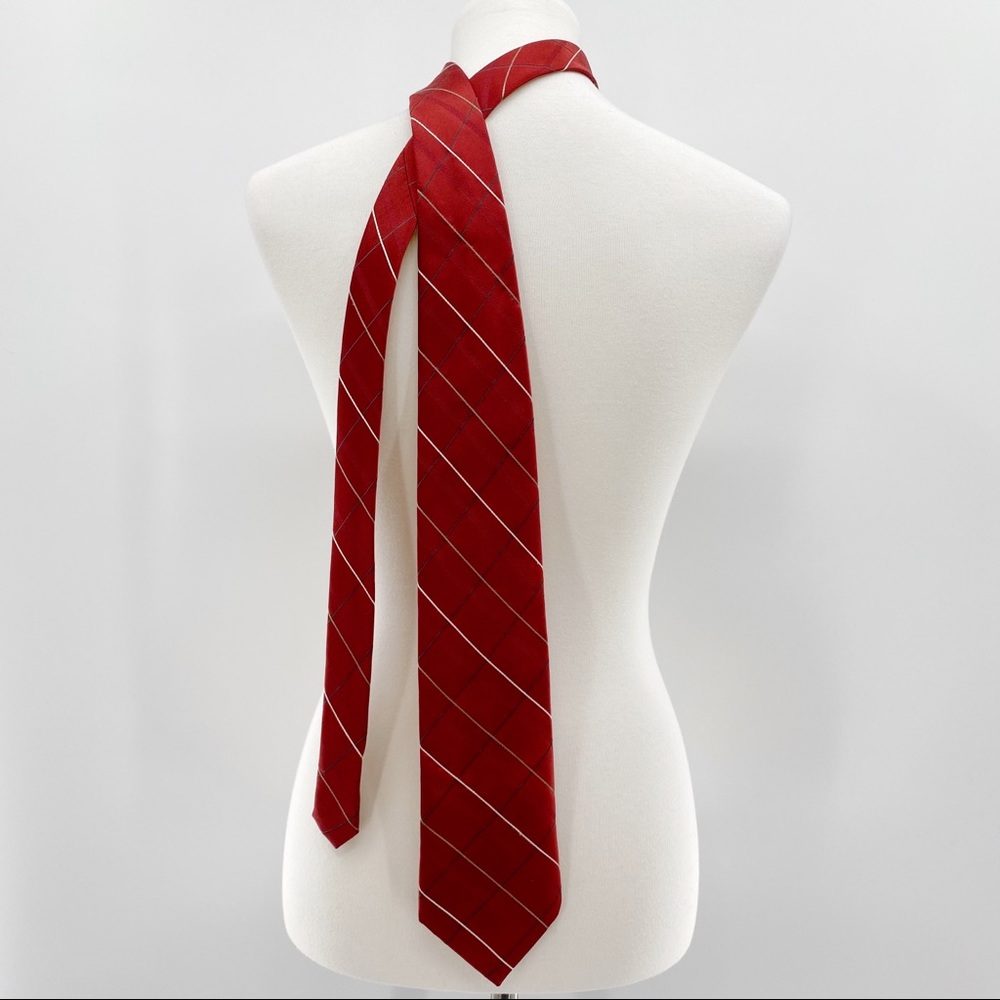 Calvin Klein 100% Silk Tie